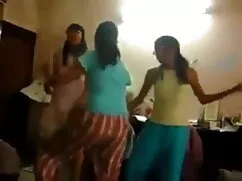 मुझे N15 फुल सेक्स फ ...