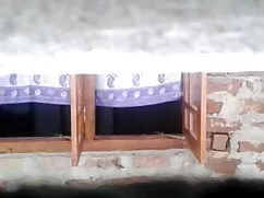 चश्मे में लड़की कैम  ...