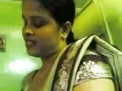 सड़क पर कार्रवाई में ...