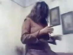 सींग का बना सेक्सी म ...