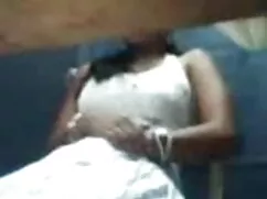 एडिडास स्नीकर और बदब ...