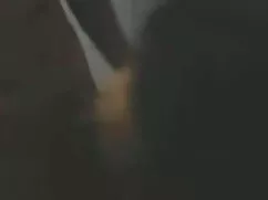 जर्मन शिक्षक बाथरूम  ...