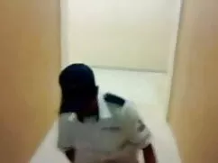 हाईली बाउल और अंग्रे ...