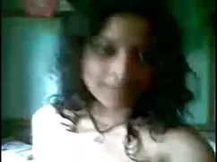 बस्टी मिल्फ Ariella  ...
