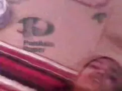 अपने पड़ोसी के ब्लू  ...