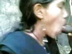 उसकी गर्लफ्रेंड मुर् ...