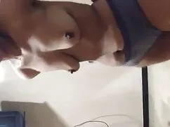 सुंदर छात्र फूहड़ हा ...