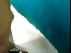 भयानक ऑड्रे हार्ड डब ...