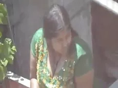 टैन pawg स्क्वरट्स च ...