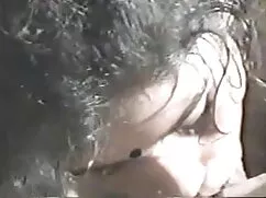 elle se fait detruir ...